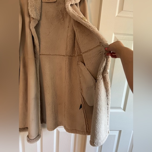 Women's Faux Fur Coat/Jacket from Jones New York - Picture 6 of 12